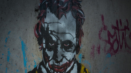Der Joker der Verschwörung – Verschwörungstheorien als negativer Glaube